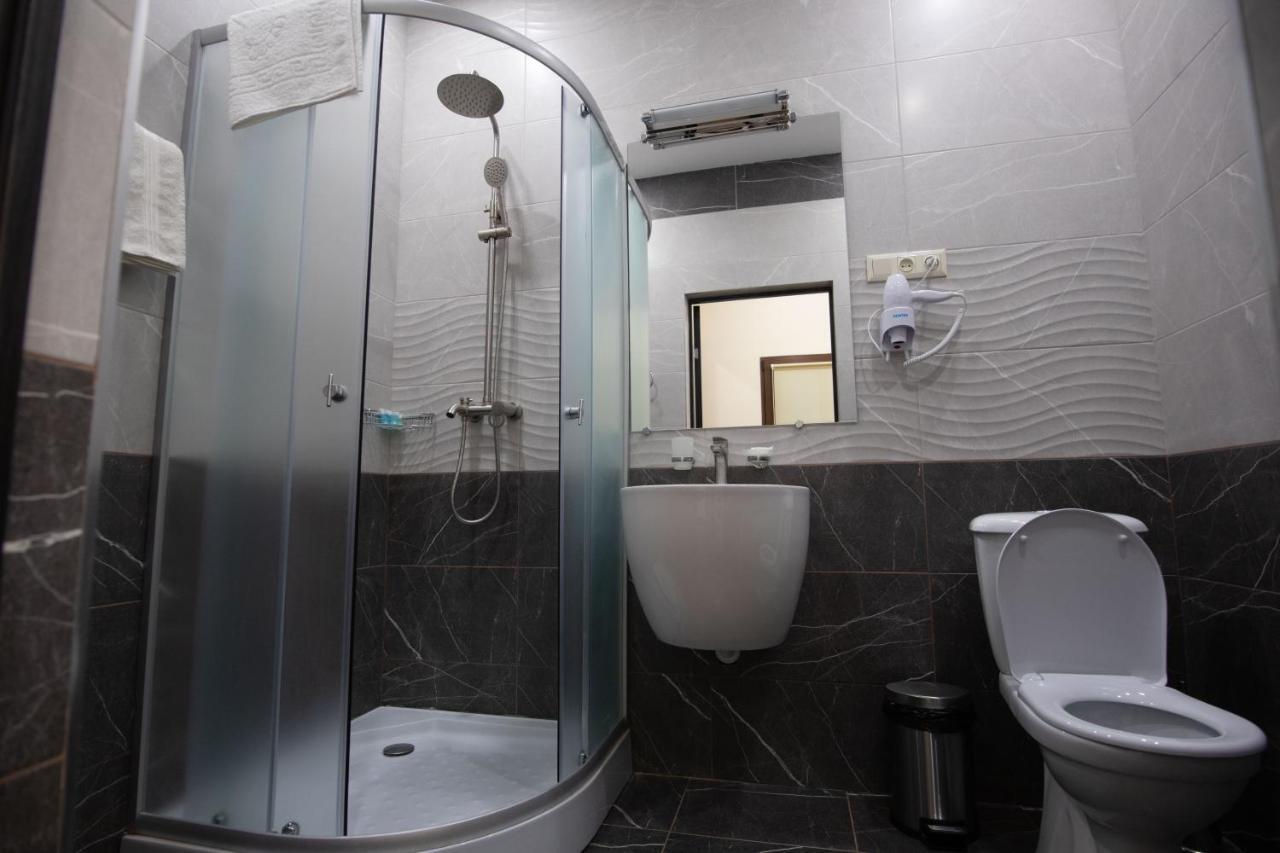 Boutique Living Hotel By Arta Yerevan Exterior photo